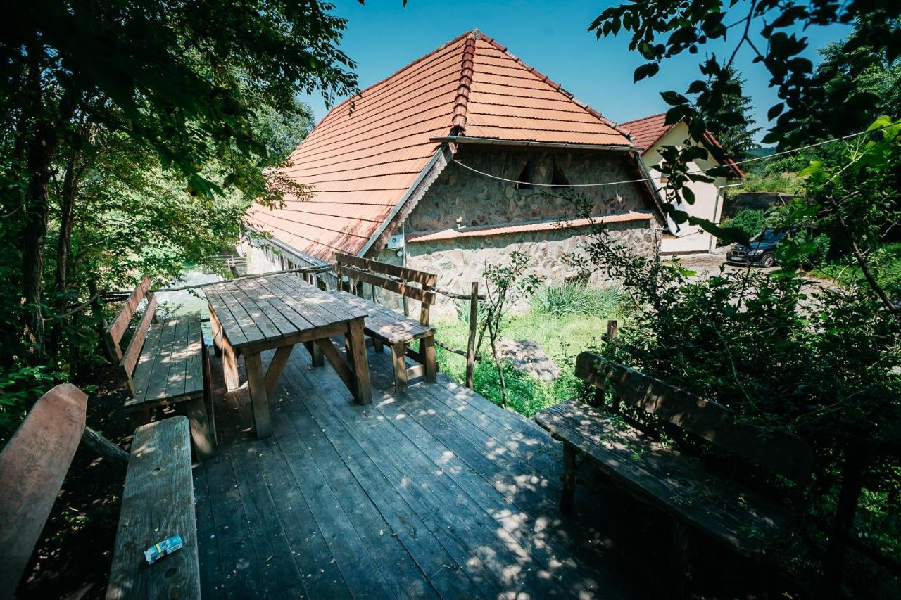 Moara De Piatra Hotel Carta  Ngoại thất bức ảnh