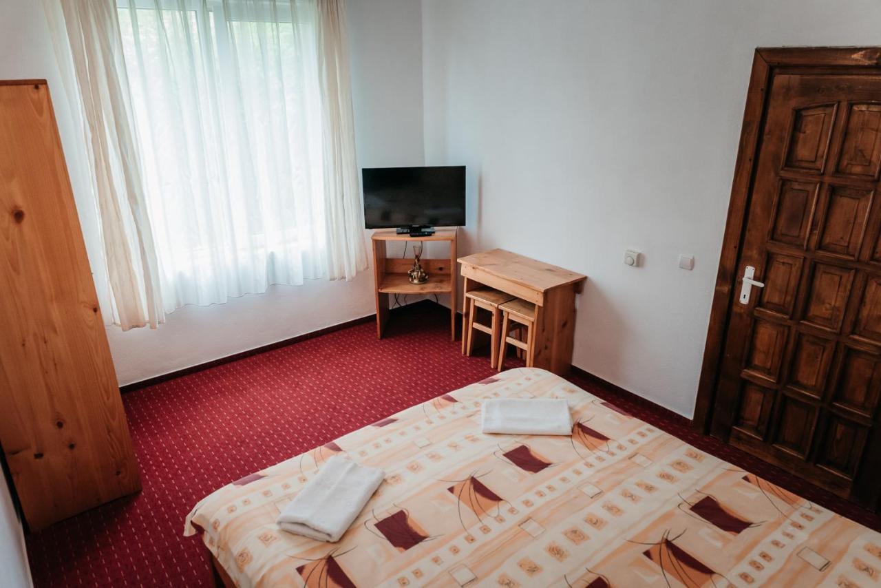 Moara De Piatra Hotel Carta  Ngoại thất bức ảnh