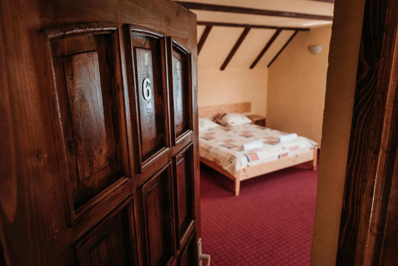 Moara De Piatra Hotel Carta  Ngoại thất bức ảnh